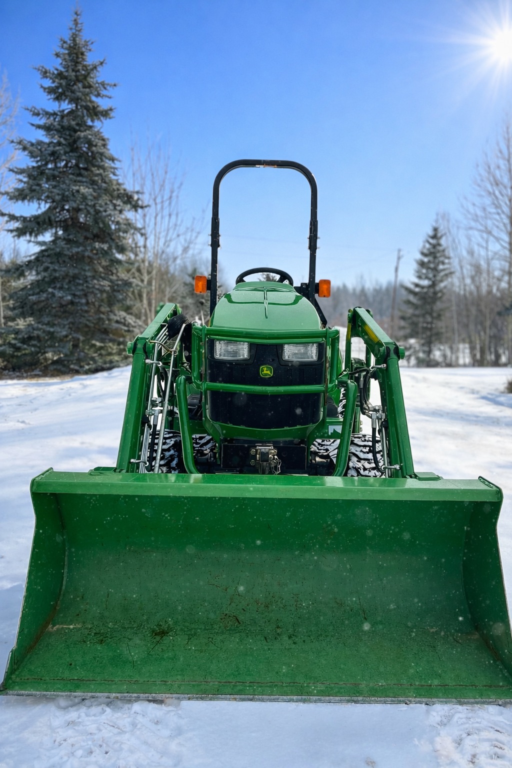 Pre-owned John Deere 1023E tractor for sale photo 6